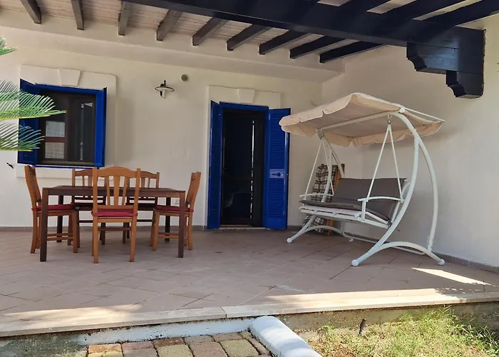 Villa In Villaggio
